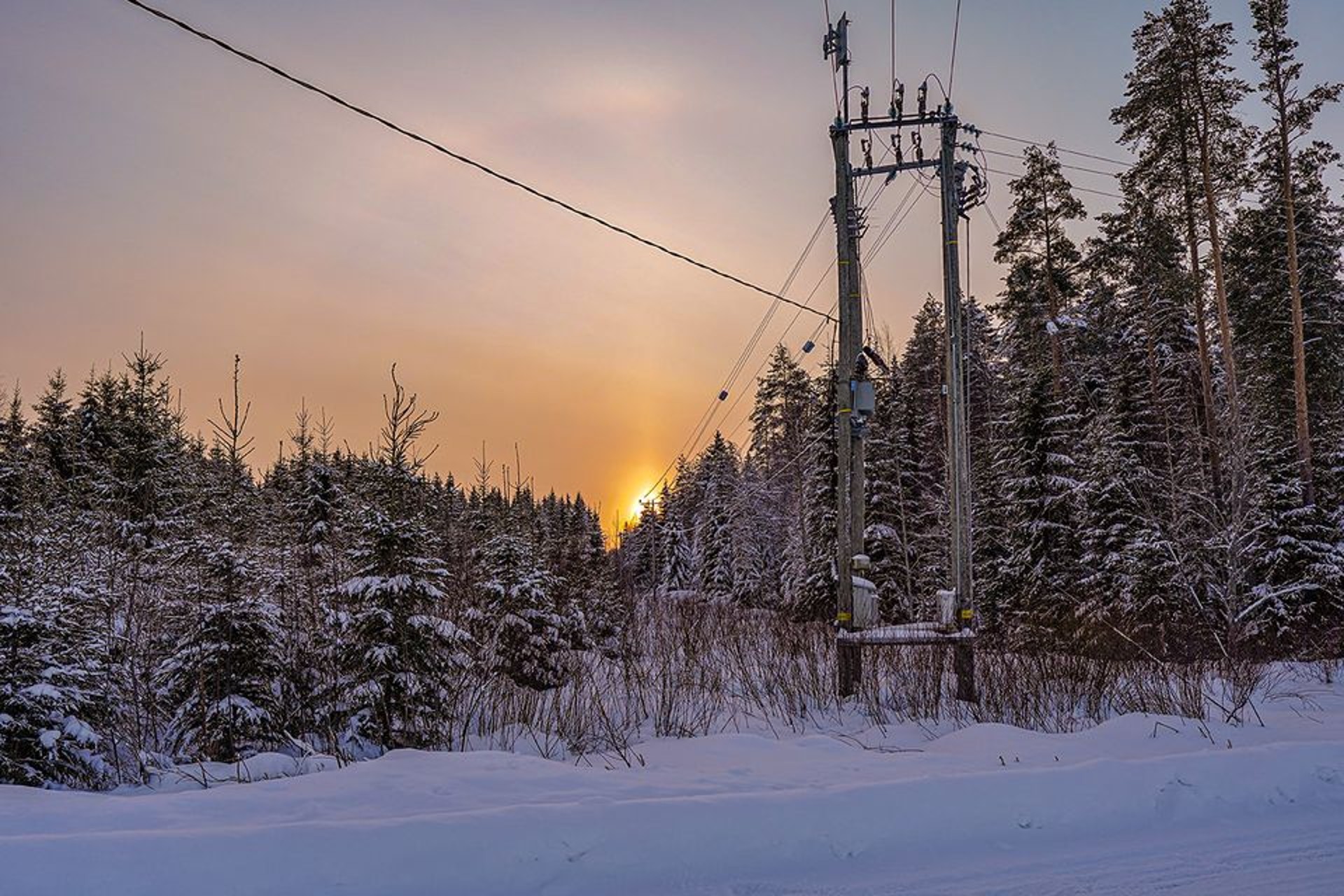 Järvi-Suomen Energia parantaa sähkön toimitusvarmuutta Luhangassa
